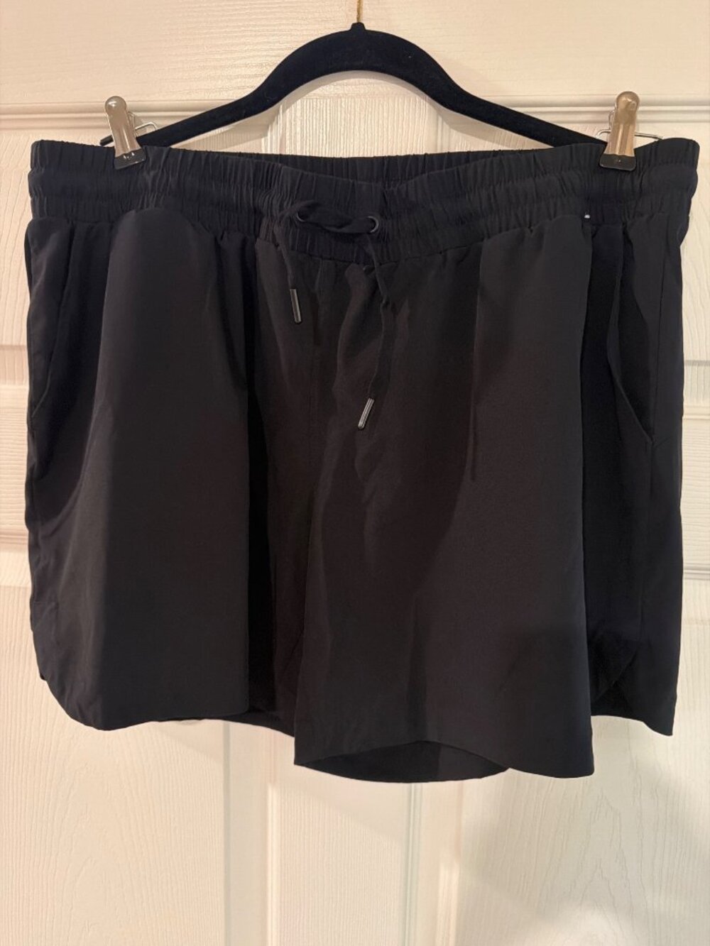 Mondetta Performance + Luxury Black Drawstring Shorts XL Polyester Blend Mens